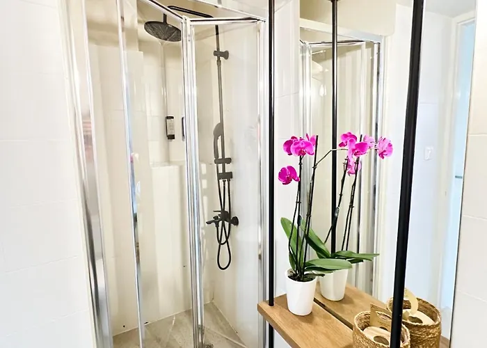 מלון Oiko Mini *