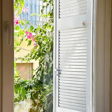 Hotell Oiko Mini Ermoupoli