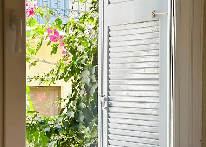 Hotell Oiko Mini Ermoupoli